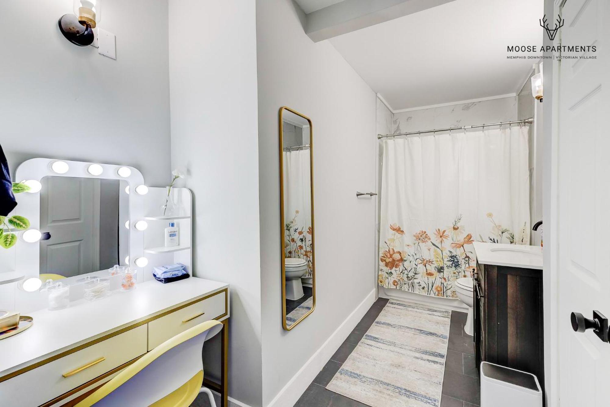 The Moose #9 - Brand New Luxe Modern Loft With Free Parking, King Bed & Fast Wifi Apartment เมมฟิส ภายนอก รูปภาพ
